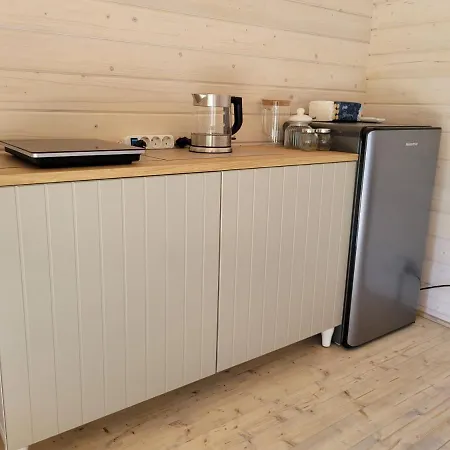 Veldemani Suvemajakesed