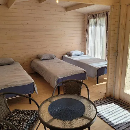 Campingplads Veldemani Suvemajakesed Vaibla