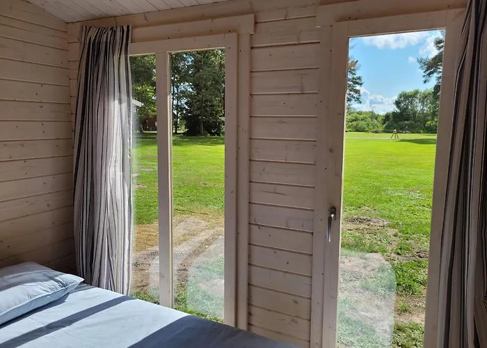 Veldemani Suvemajakesed Vaibla