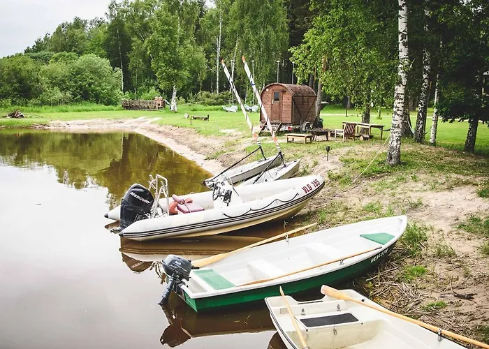 Campsite Veldemani Suvemajakesed Vaibla